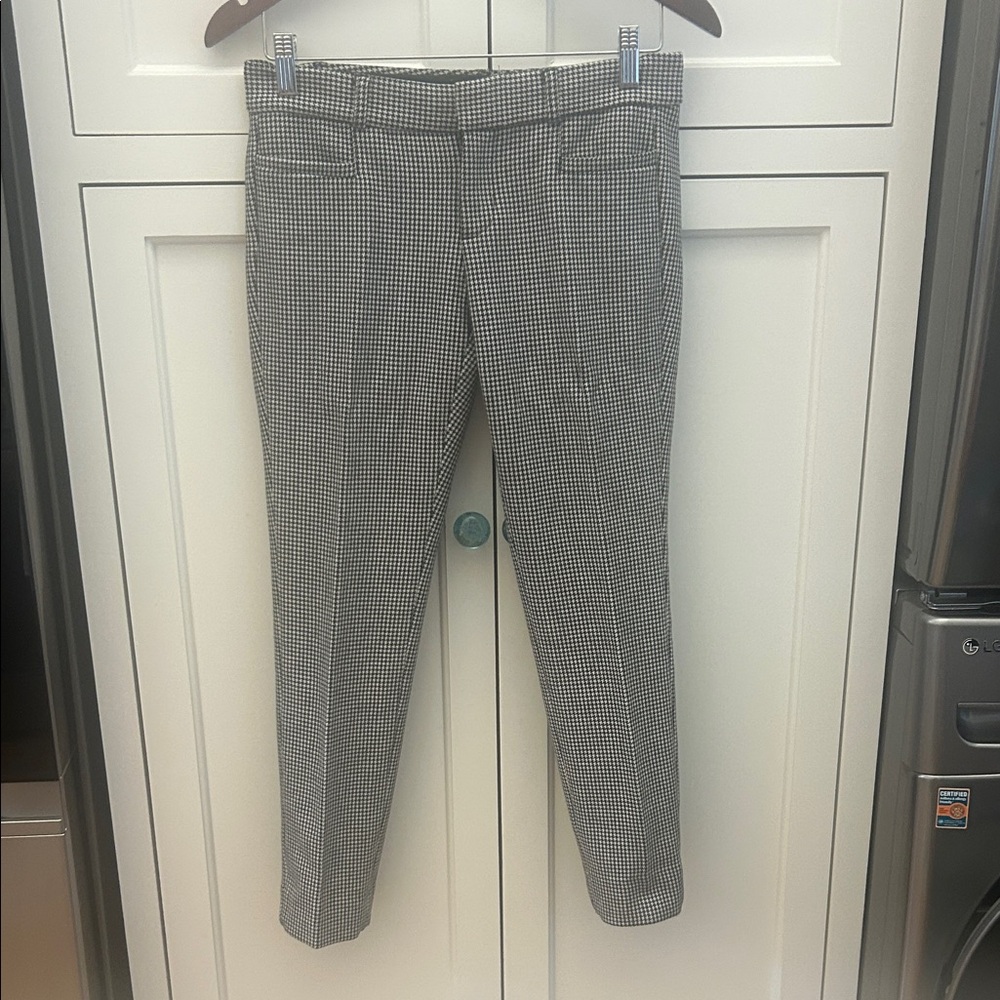 Banana Republic Black and White Houndstooth Pants